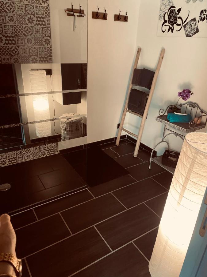 Loft D Isa Avec Wifi Netflix Daire Gesves Dış mekan fotoğraf