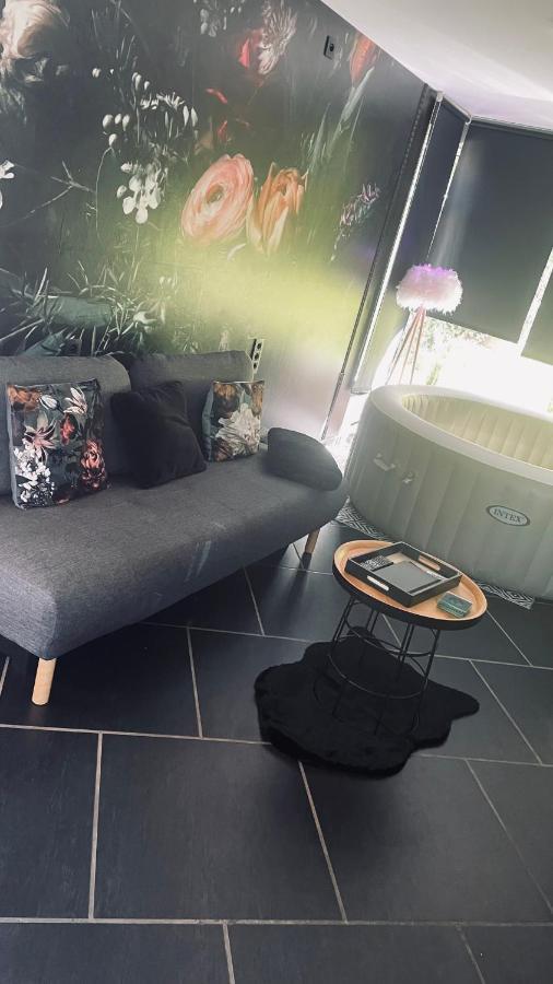 Loft D Isa Avec Wifi Netflix Daire Gesves Dış mekan fotoğraf