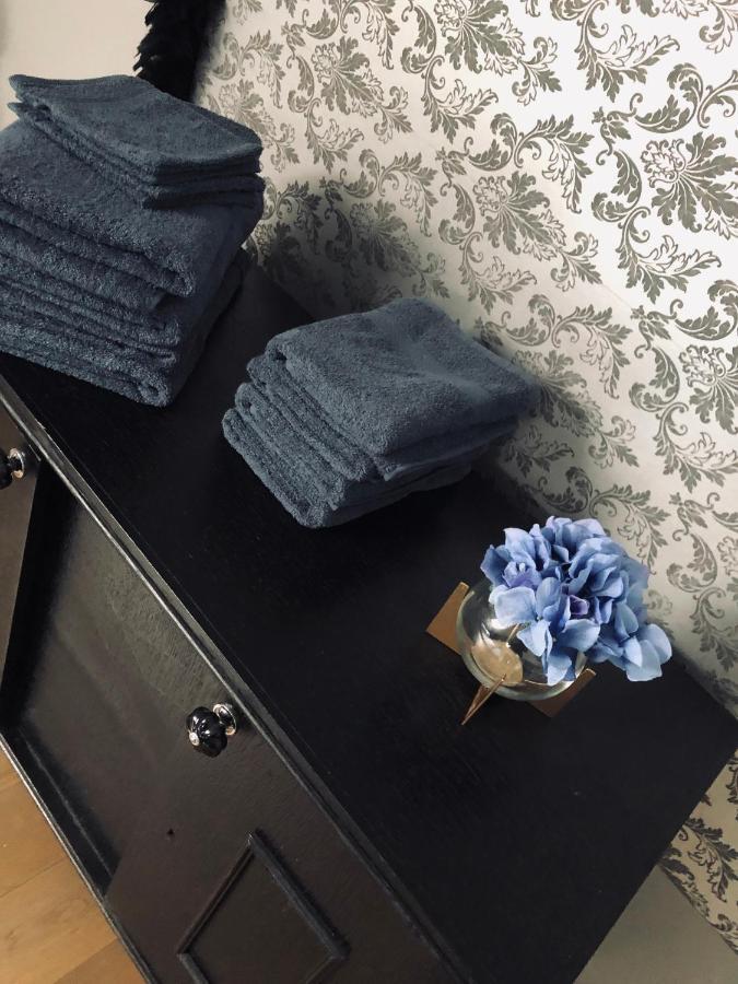 Loft D Isa Avec Wifi Netflix Daire Gesves Dış mekan fotoğraf