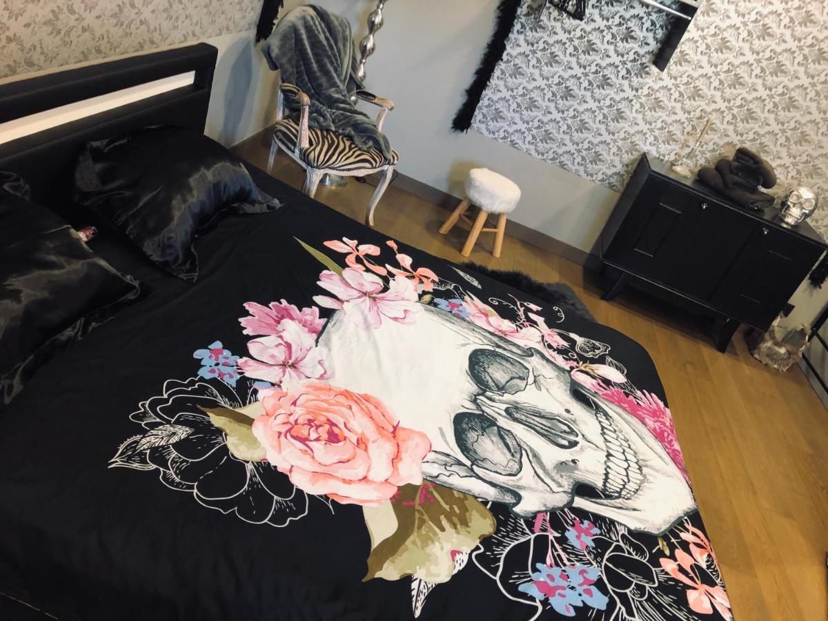 Loft D Isa Avec Wifi Netflix Daire Gesves Dış mekan fotoğraf