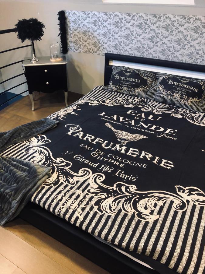Loft D Isa Avec Wifi Netflix Daire Gesves Dış mekan fotoğraf